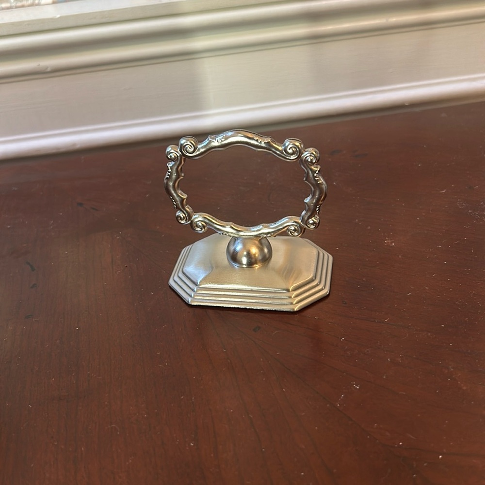 Southern Living at home set of 4 napkin rings